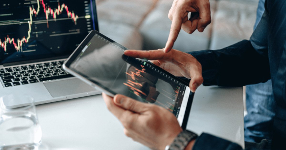 Fler luras i slutna aktiechattar